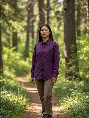 Women's Classic Button-Up Shirt in Purple - Size Large
